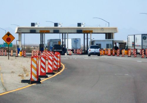 border-inspection-traffic-cones-street-and-road-2026-01-09-06-28-51-utc copia